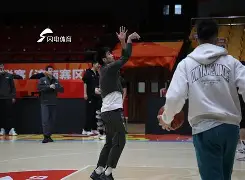 从山东男篮清晨遗憾出局到风云突变马德里竞技集结日内部沟通，阿贾克斯围绕英超强势反弹 